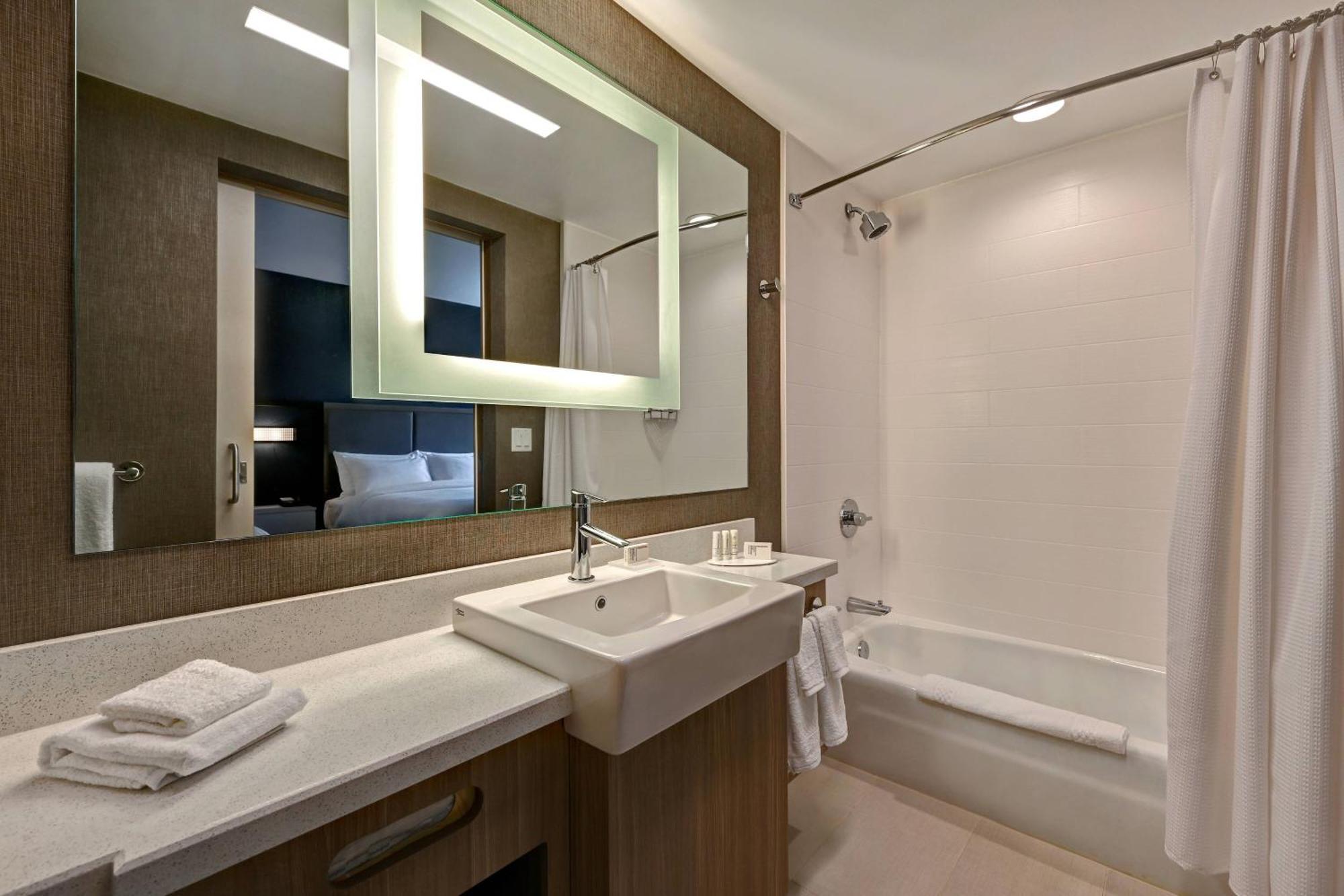Springhill Suites By Marriott Albuquerque University Area Екстериор снимка
