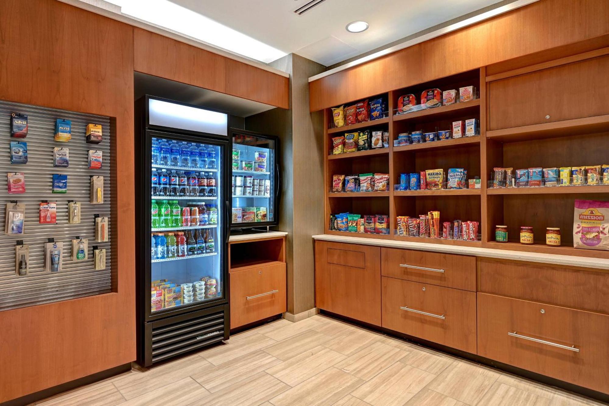 Springhill Suites By Marriott Albuquerque University Area Екстериор снимка
