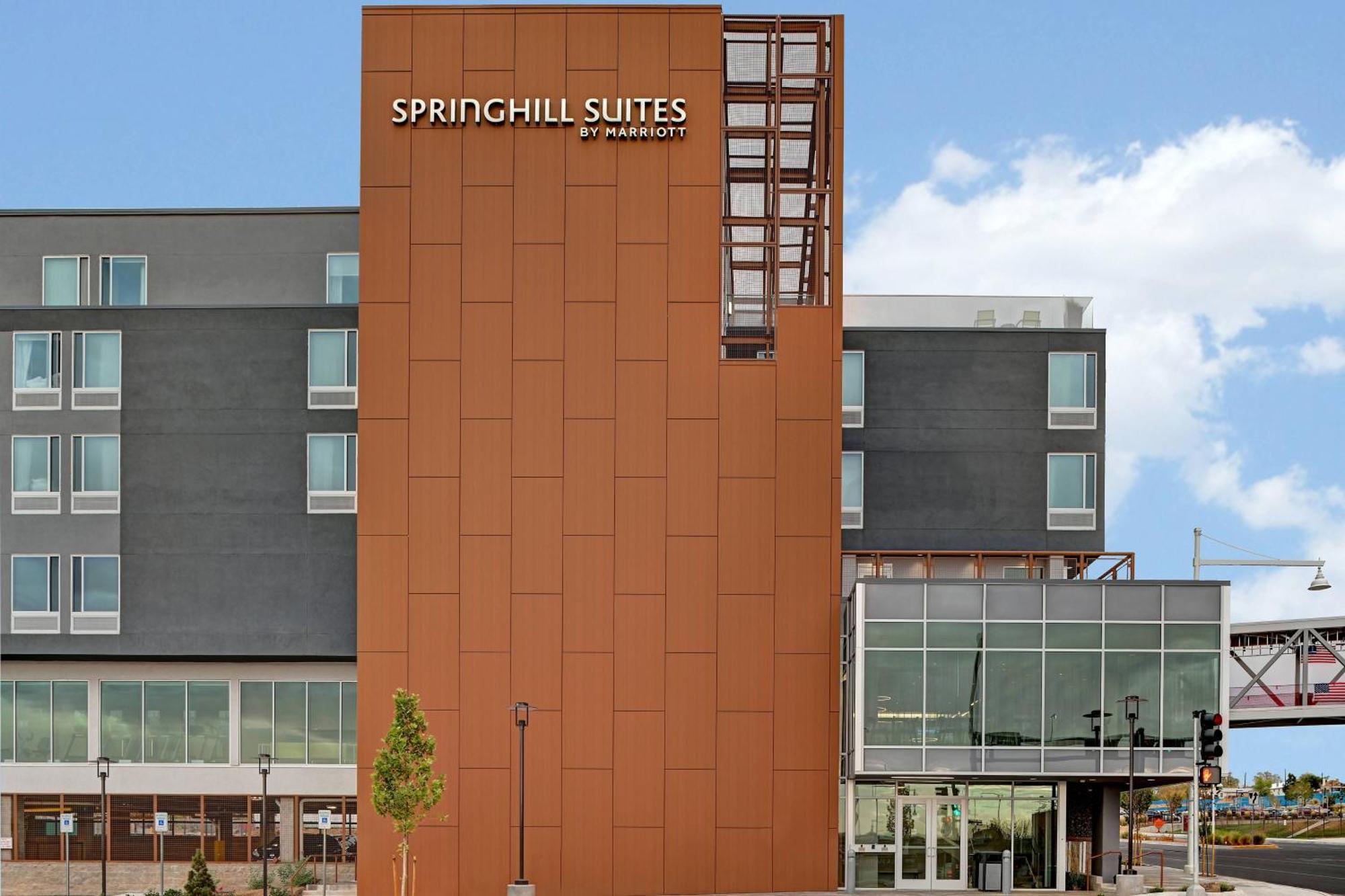 Springhill Suites By Marriott Albuquerque University Area Екстериор снимка